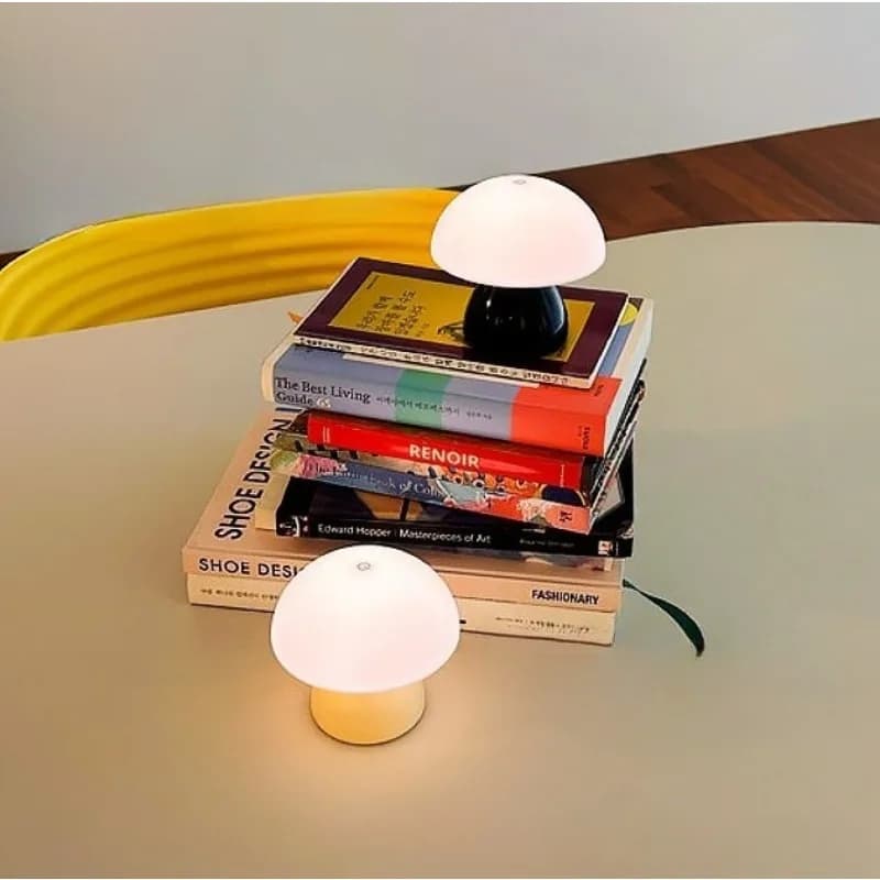 Lampada da Tavolo LED a Forma di Fungo, Ricaricabile, Piccola Luce Notturna per Camera da Letto, Hotel, Tavolino da Caffè, Lampada Atmosfera Creativa in Stile Nordico