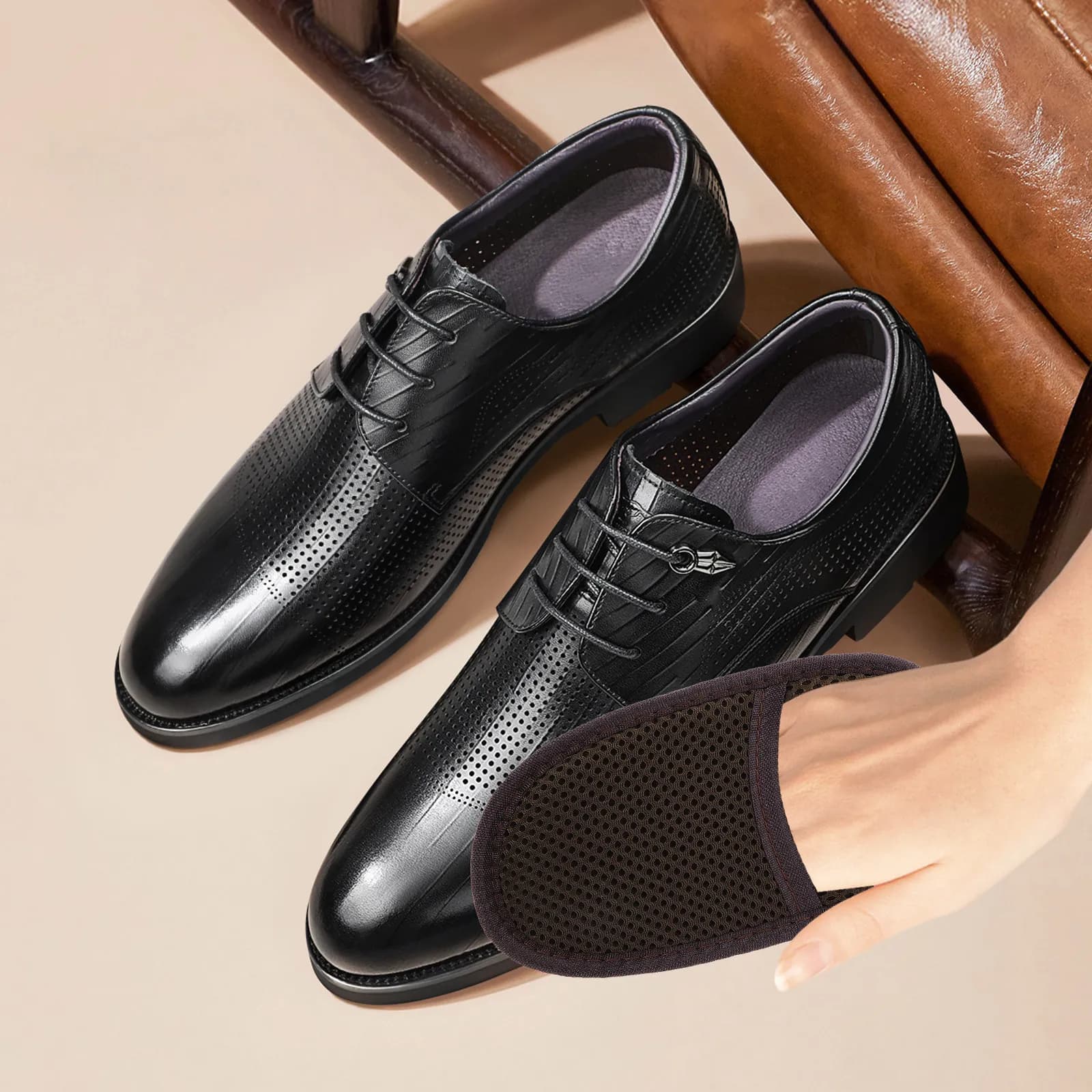 Guanto per Lucidatura Scarpe in Morbida Finta Lana, Panno Lucidante Portatile, Spazzola per Pulizia e Applicatore di Lucido per Scarpe e Stivali