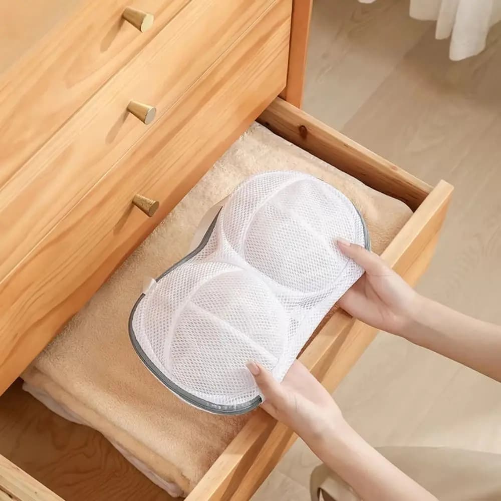 Zippered Closure Bra Laundry Bag Polyester Internal Support Frame Underwear Laundry Bag Mesh Design Thickened Brassiere Bag
