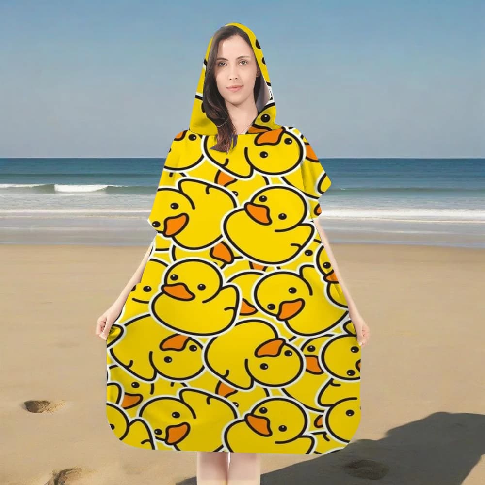 Accappatoio da Spiaggia con Cappuccio e Stampa di Paperella Gialla, Asciugamano in Microfibra ad Asciugatura Rapida per Adulti e Bambini, Divertente Poncho da Surf a Forma di Paperella