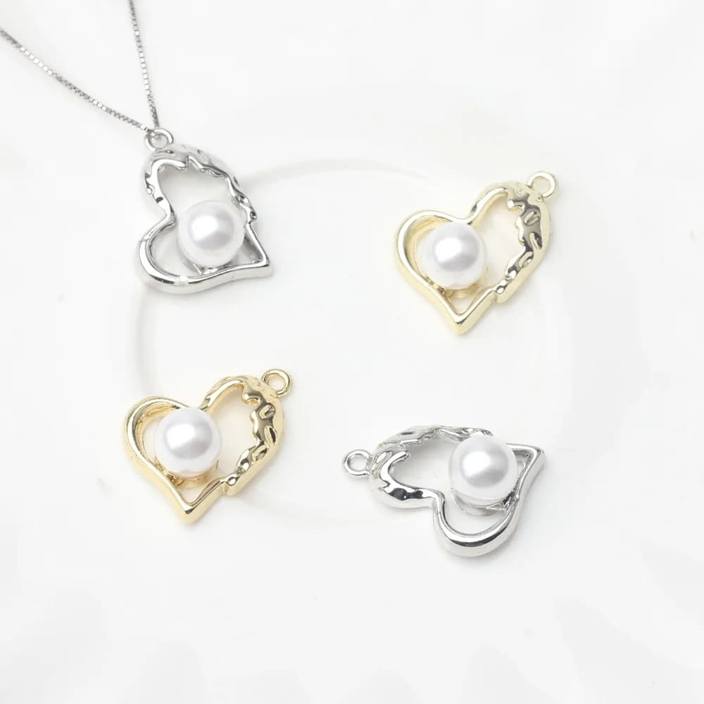 10 pcs/Lot 18*20MM In Heart Shaped Zinc Alloy Pendants Pendants and Pendants FAI Bracelet Earrings Accessories