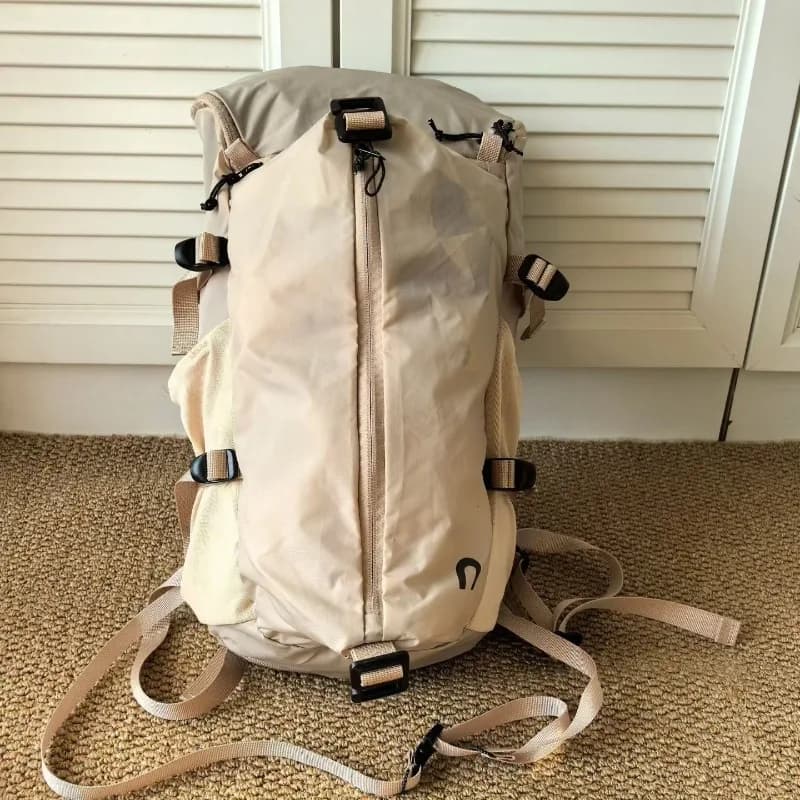 New 18L Stylish Outdoor Sports Backpack, Large Capacity, Unisex, Comfortable Everyday Backpack, Suitable For Hiking，Commuting