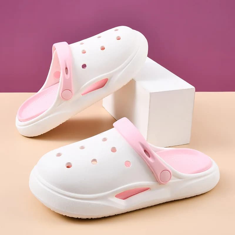Women's Sandals Summer Outdoor Wear Anti-Slip Thick Bottom Beach Shoes Head Cover Slippers Ladies Fashion 2024 New Mod