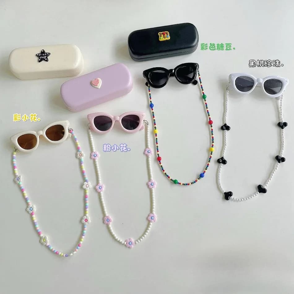 Cute Girls Heart Shape UV400 Sunglasses Set with Beaded Chain and Storage Box Eyewear Kit for Toddlers Beach Daily Wear BT14