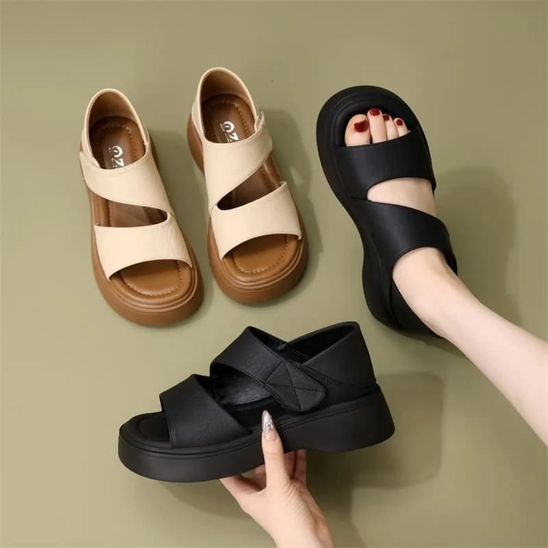 2026 Summer New Soft-Soled Versatile Black Sandals with Velcro Back Strap Comfortable Women's Flat Sandals with Single Strap