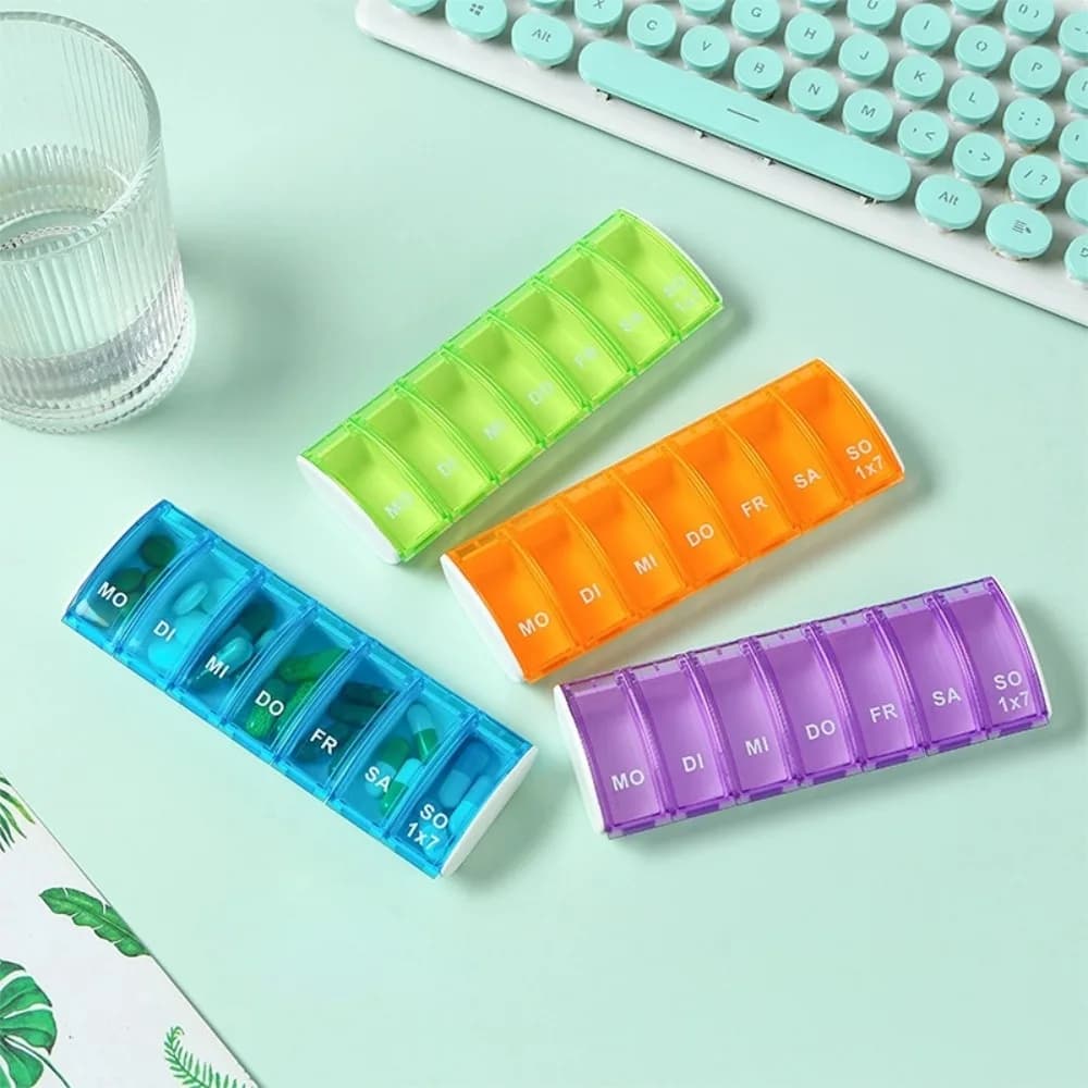Nuovo Portapillole Portatile Premium Mini da Viaggio con 7 Scomparti per 7 Giorni, Contenitore Organizzatore per Vitamine, Medicinali, Oli di Pesce