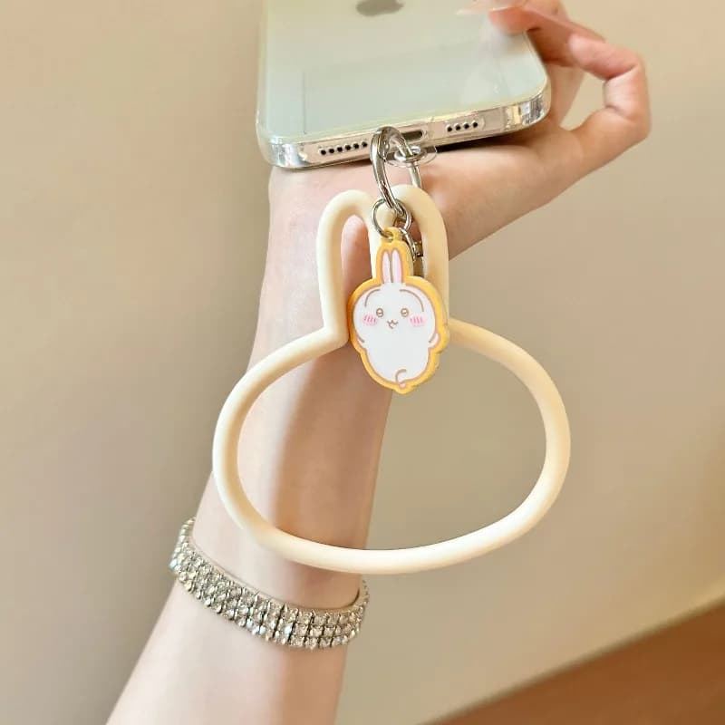 Chiikawaed Cute Creative Hollow‑Out Keychain Hollow Pattern Key Backpack Bag Hanging Charm Novelty Decor Small Daily Gift