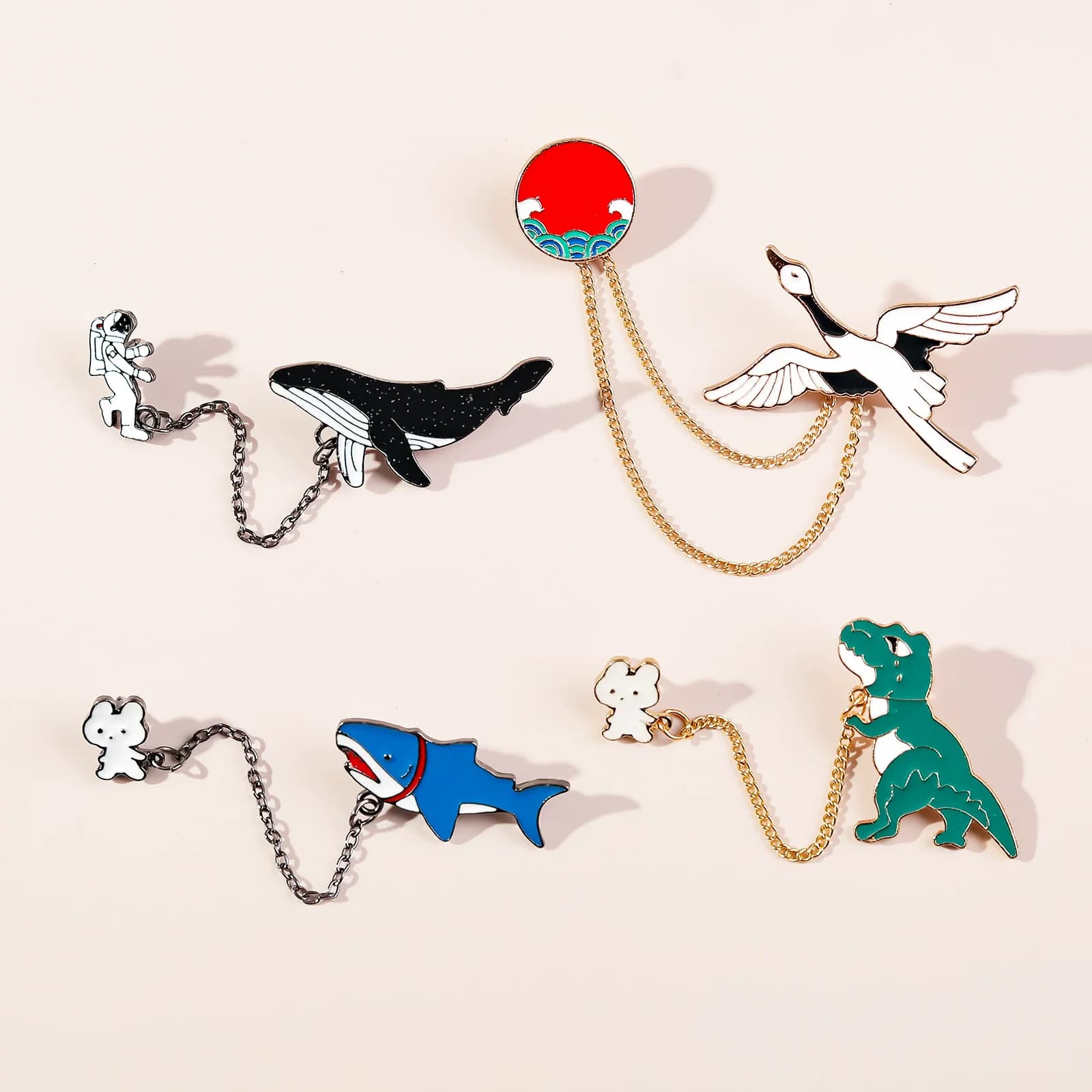 Dinosauro cane squalo Spilla smaltata Spilla divertente Cartoni animati Distintivo per borse Jeans Felpe con cappuccio Denim Spilla Gioielli Bambini Miglior regalo