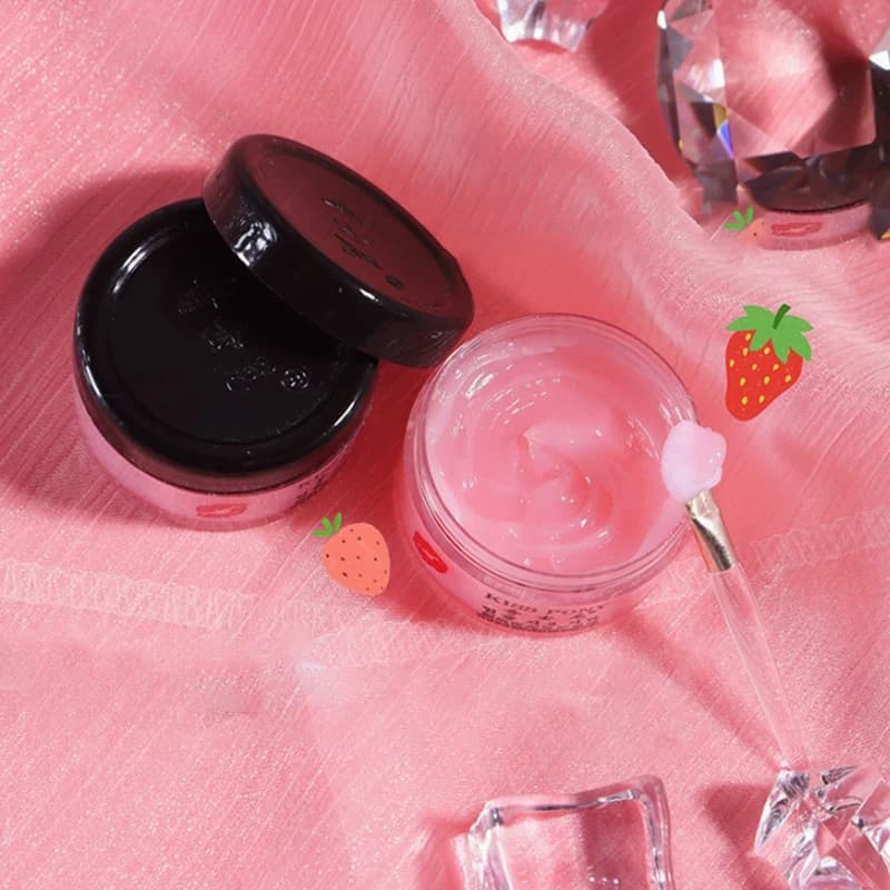 Moisturizing lip mask to reduce lip lines Repair moisturizing lip balm Reduces dead skin Makeup products Lip care
