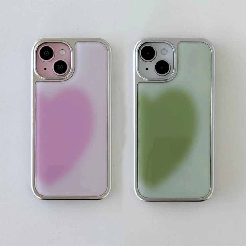 Cover per iPhone 17 Air 16 Pro Max 15 14 Plus 13 12 11 con Cuore Grande Rosa e Verde Matcha, Elettroplaccata e con Colla a Goccia