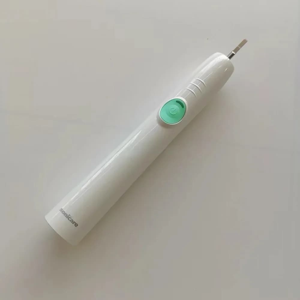 Modello originale dello spazzolino elettrico: manico di ricambio HX6530