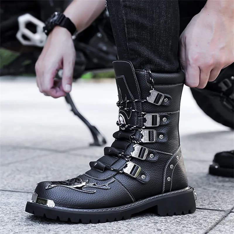 Stivali da Moto Quattro Stagioni da Uomo, Nuova Moda Outdoor, Taglie Grandi, Scarpe da Ciclismo Alte, Comode e Protettive Anti-collisione