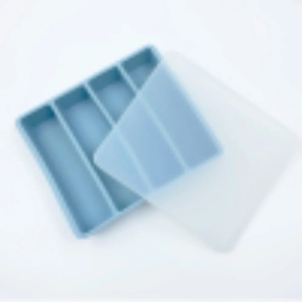 1pc 4 Grids Silicone Ice Cube Mold with Lids Trays Icecream Cold Drinks Whiskey Cocktails Tools Ice Mold Summer Diy Ice Mold