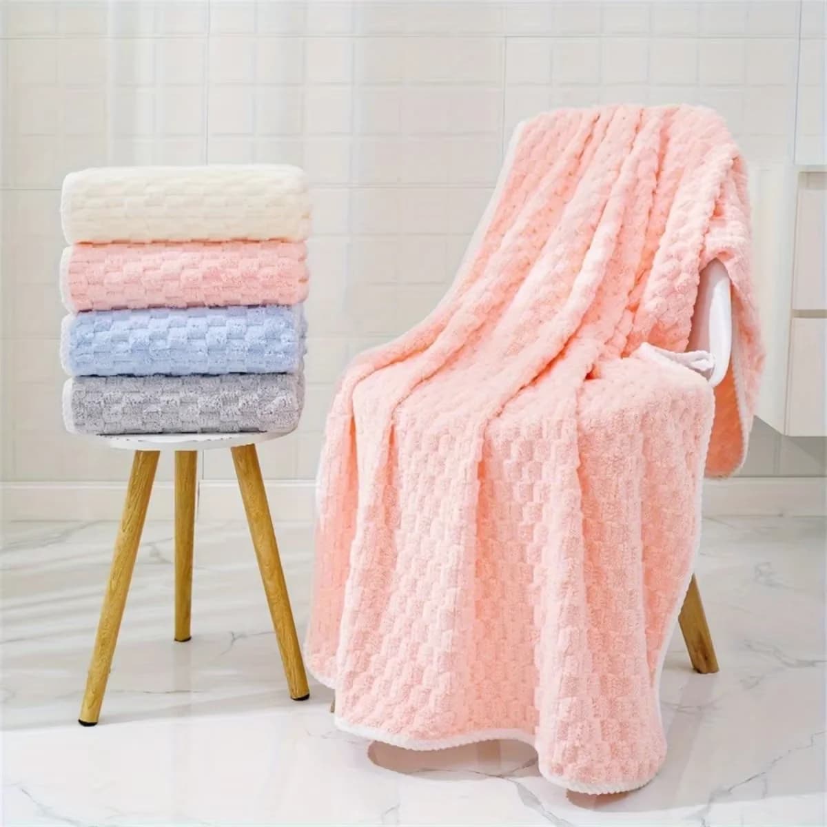 Asciugamano in pile corallo, leggero, morbido, confortevole, assorbente e ad asciugatura rapida, perfetto per docce domestiche, viaggi, hotel.