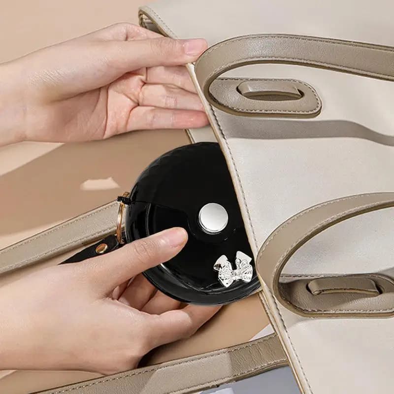Spazzola per peli di animali domestici riutilizzabile con rullo per pelucchi Spazzola portatile multifunzionale per rimozione pelucchi Foglio strappabile e spazzola per la pulizia dei tappeti