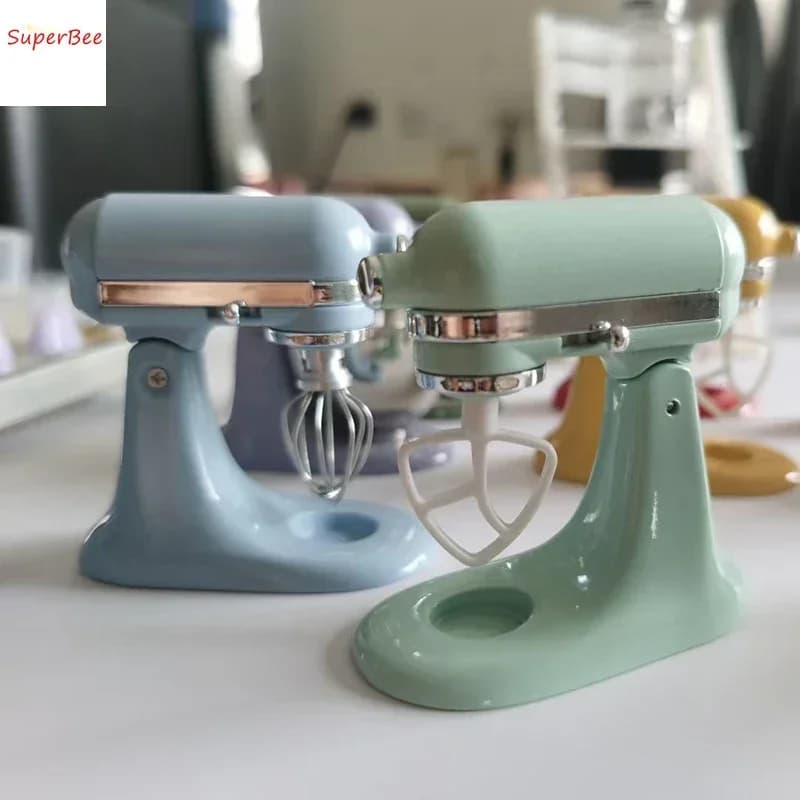 1/6 Casa delle bambole in miniatura Articoli da cucina Mini macchina da cucina/Macchina per alimenti/Frullatore/Tazza dosatrice Mobili da cucina Accessori per la decorazione
