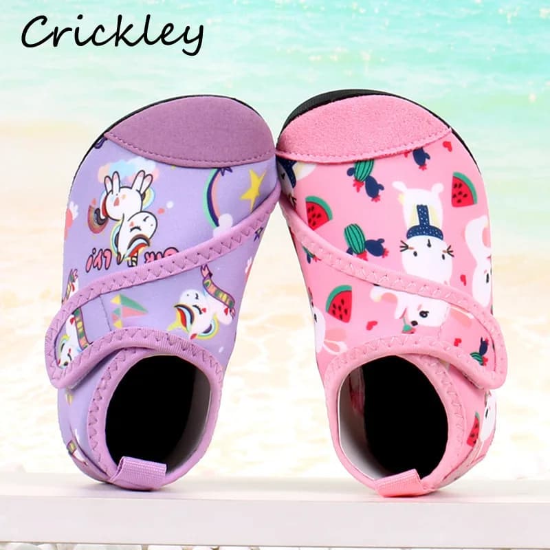 Animali dei cartoni animati Ragazzi Ragazze Aqua Scarpe Coniglio Unicorno Balena Scarpe da spiaggia per bambini Nuoto Pantofole morbide antiscivolo per bambini