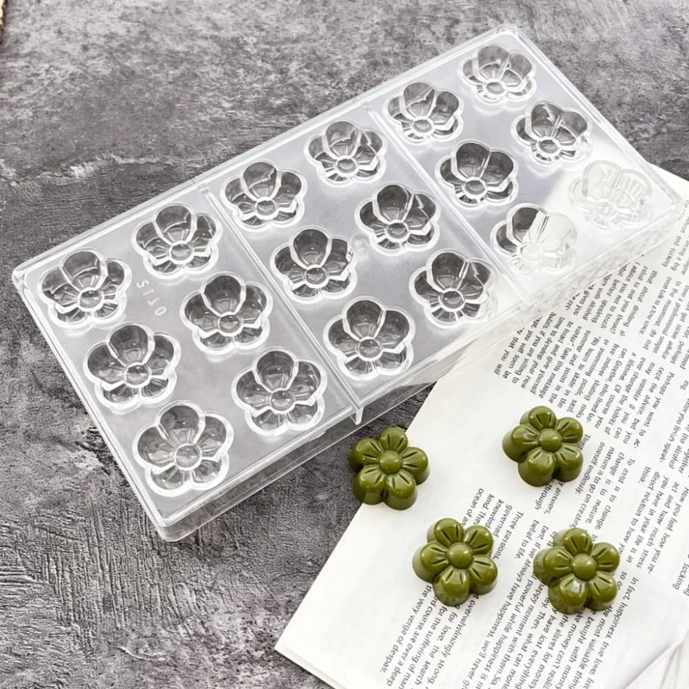 18‑Cavity Flower Shape Clear Hard Plastic Mould, Food‑Grade DIY Baking Tool for Chocolate Jelly Candy Ice