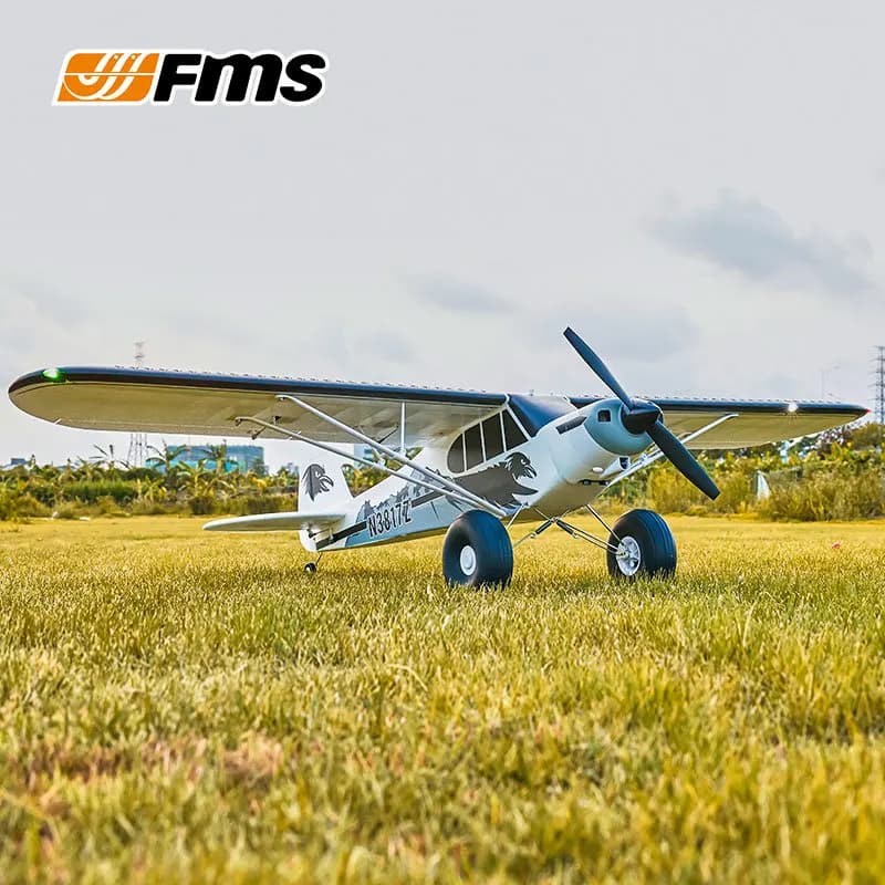 FMS Modello di Aereo 1300mm PA-18 Macchina per l'addestramento dell'elica ad ala fissa Modello di aereo telecomandato Macchina per schiuma di montaggio RTF