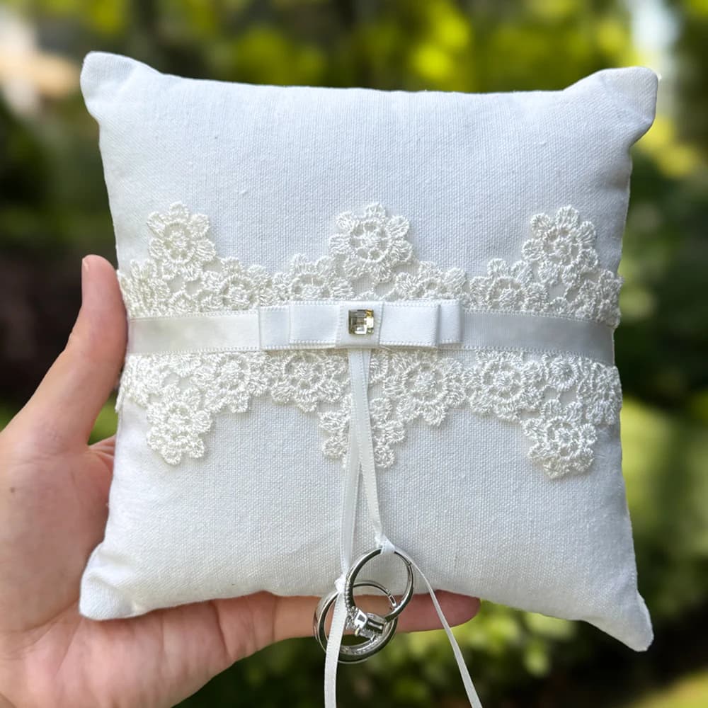 Linen Wedding Ring Pillow, with Lace Trim, Satin Ribbon Bow and Rhinestone Decoration, for Wedding Ring Exchange Ceremony