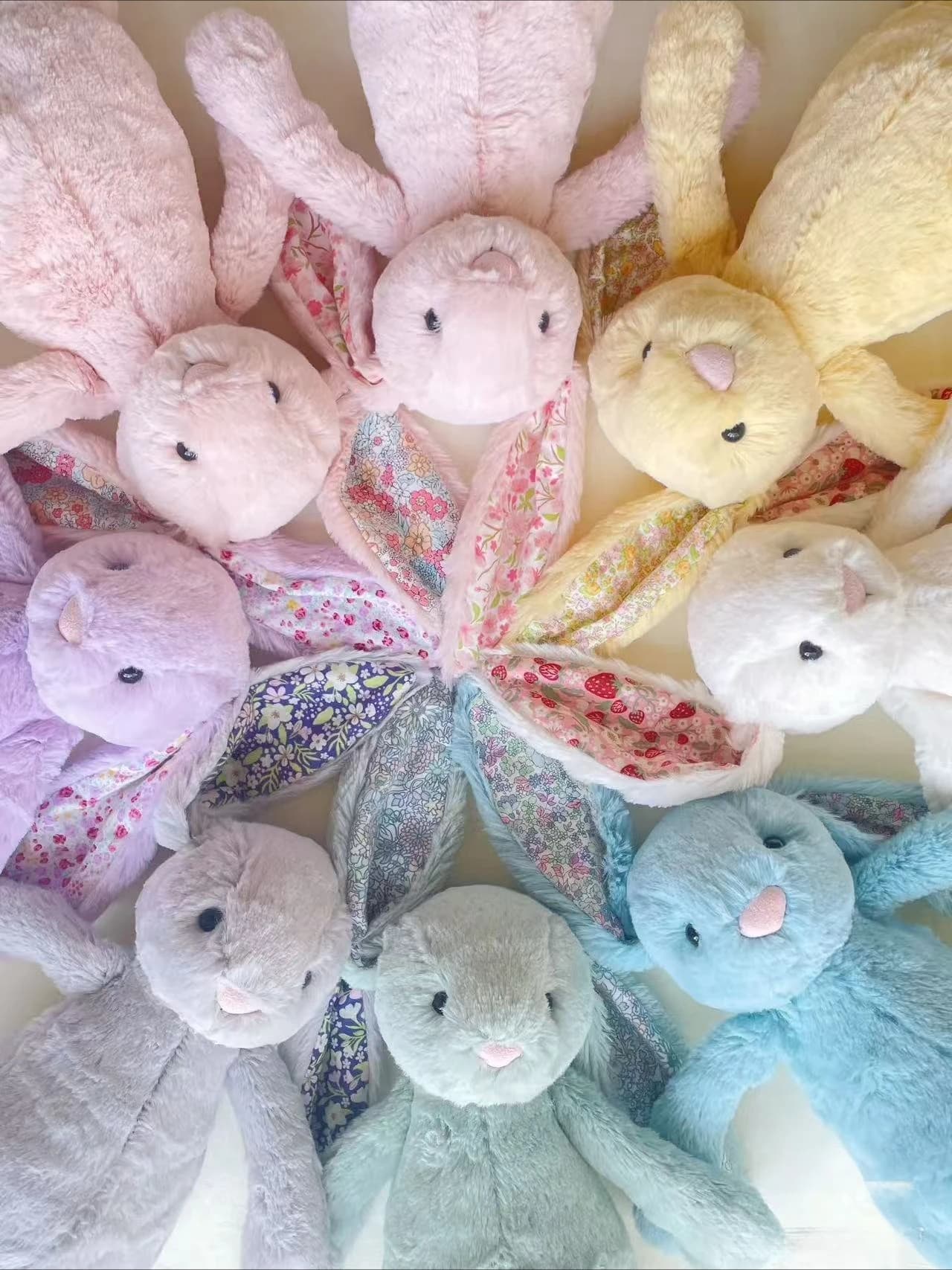 J,C Bashful Cat Plush Toy Super Soft Lucky Rabbit Stuffed Animal Kawaii Rabbit Doll Gift for Kids Home Decor