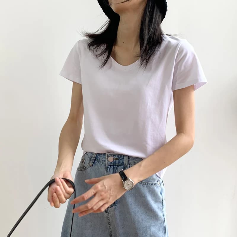 White V-Neck Short Sleeve T-Shirt Women's Loose Fit Cotton Classic Style Commute Fashion Korean Version Slimming Top