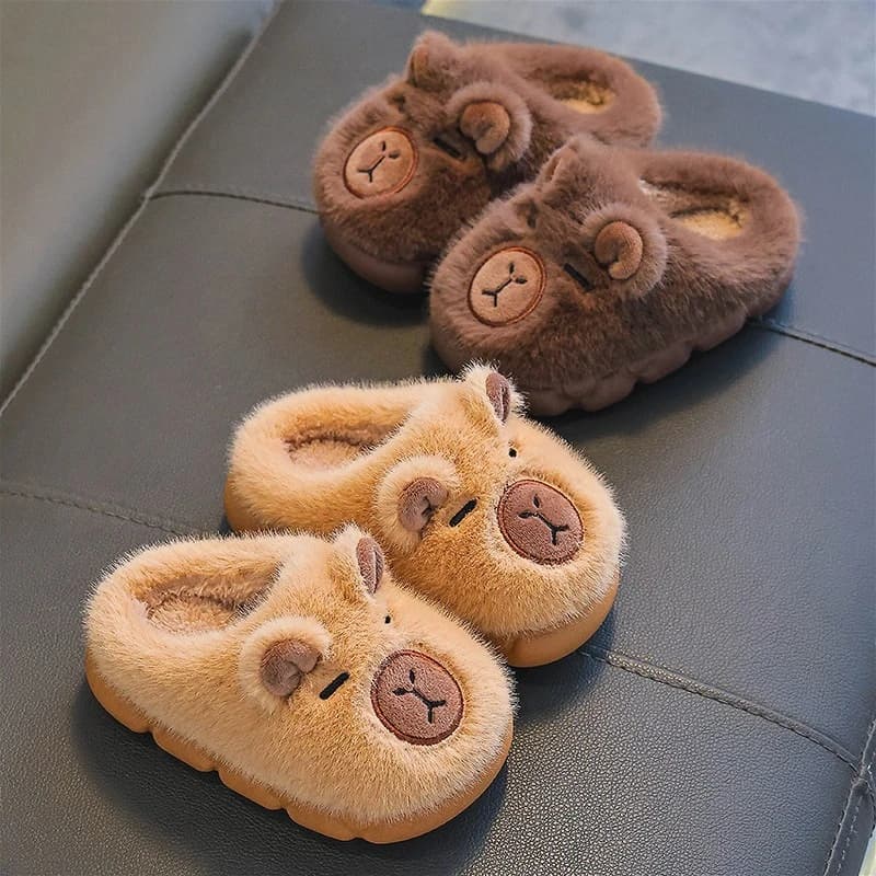 Pantofole in cotone caldo autunno inverno Carino capibara Scarpe slip-on per bambini Ragazzi e ragazze Calzature morbide e antiscivolo leggere per giovani