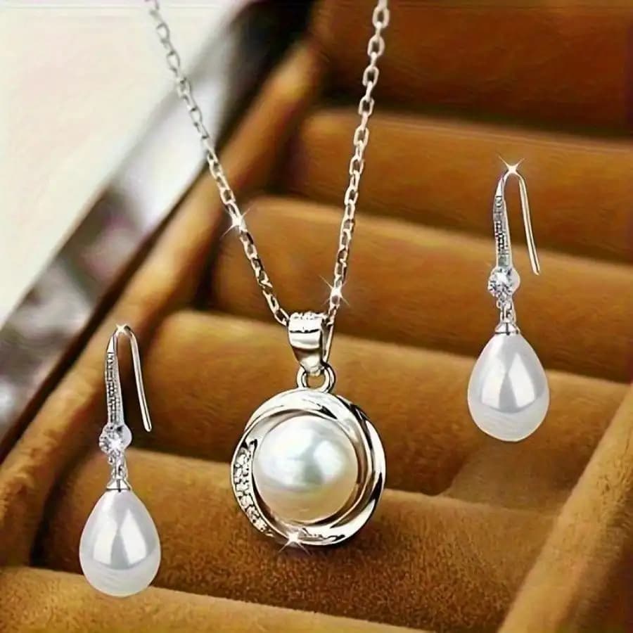 A set of 2 elegant and elegant pendant necklaces and earrings, an indispensable gift for women's birthdays and Christmas.