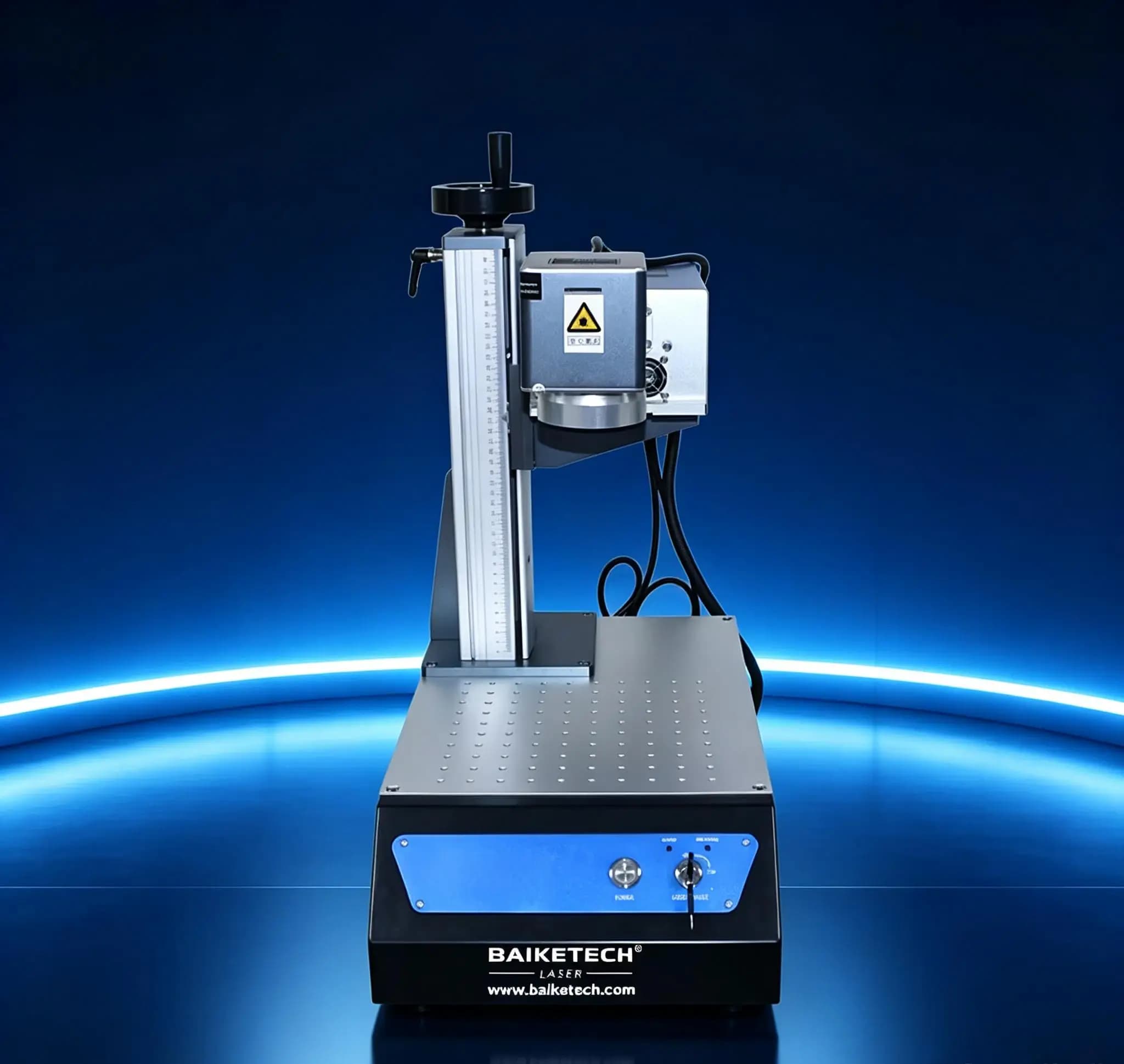 UVM‑5Plus Ultraviolet Fiber Laser Marking Machine, 3W 5W 10W Optional Power, 1064nm Air‑Cooled High‑Precision Engraver for Metal