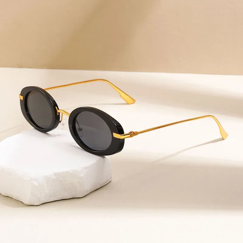 Vintage Trendy Small Oval Frame Sunglasses Fashion Street Shooting Styling Shades Lightweight Summer UV Protection Sunglasses