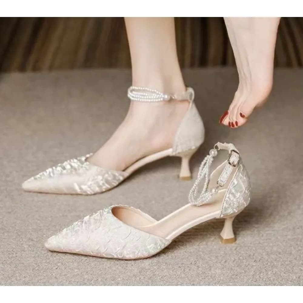 Nuove Scarpe Estive alla Moda con Punta a Spillo e Perle, Tacchi Alti da Donna, Sandali Sexy da Cerimonia, Scarpe Bianche da Donna