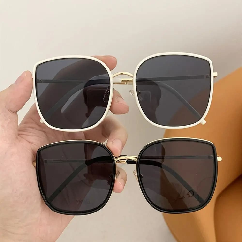 Occhiali da sole oversize alla moda per donna occhiali da sole quadrati con montatura in metallo occhiali da sole da viaggio Streetwear da spiaggia occhiali con lenti UV400