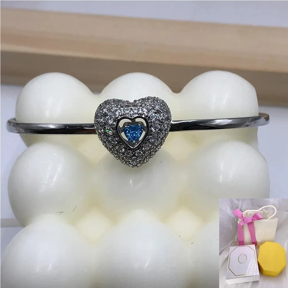 Regalo romantico di gioielli squisiti di lusso del braccialetto del cuore blu di idillia di nuova moda