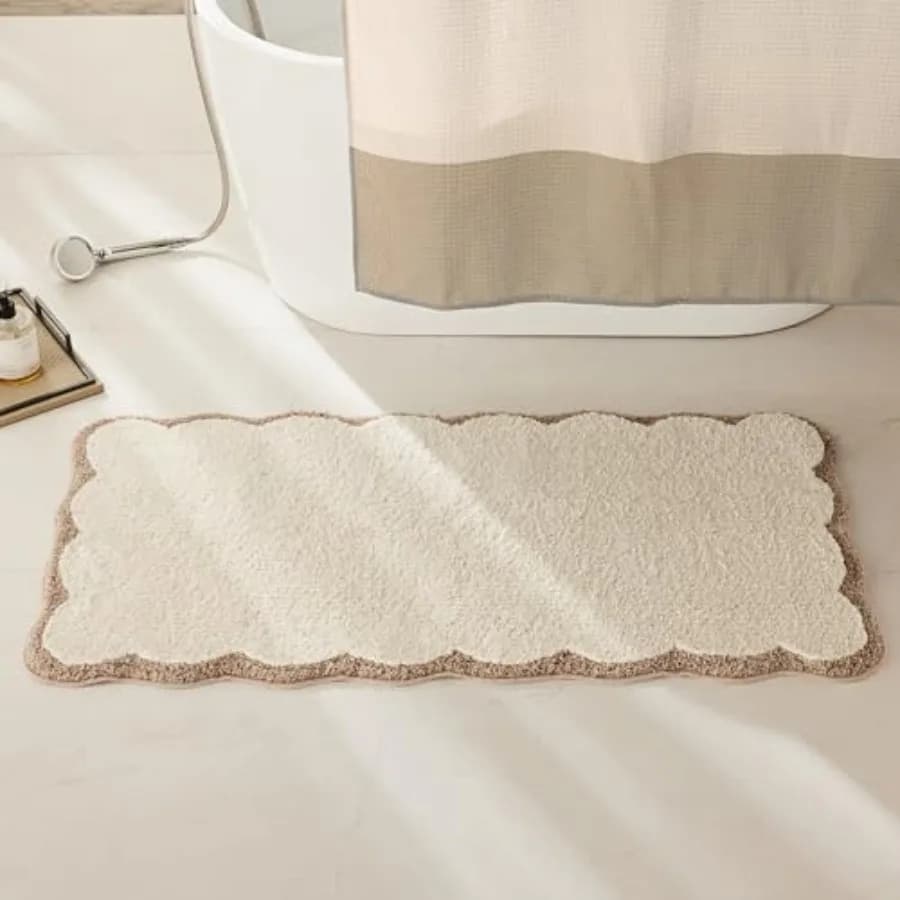 Tappeto Runner Lusso in Microfibra con Bordo Ondulato, Tappeto Lungo da Bagno con Bordo Ondulato Color Sabbia, Tappetino da Bagno Boho Rustico per Vasca e Lavabo