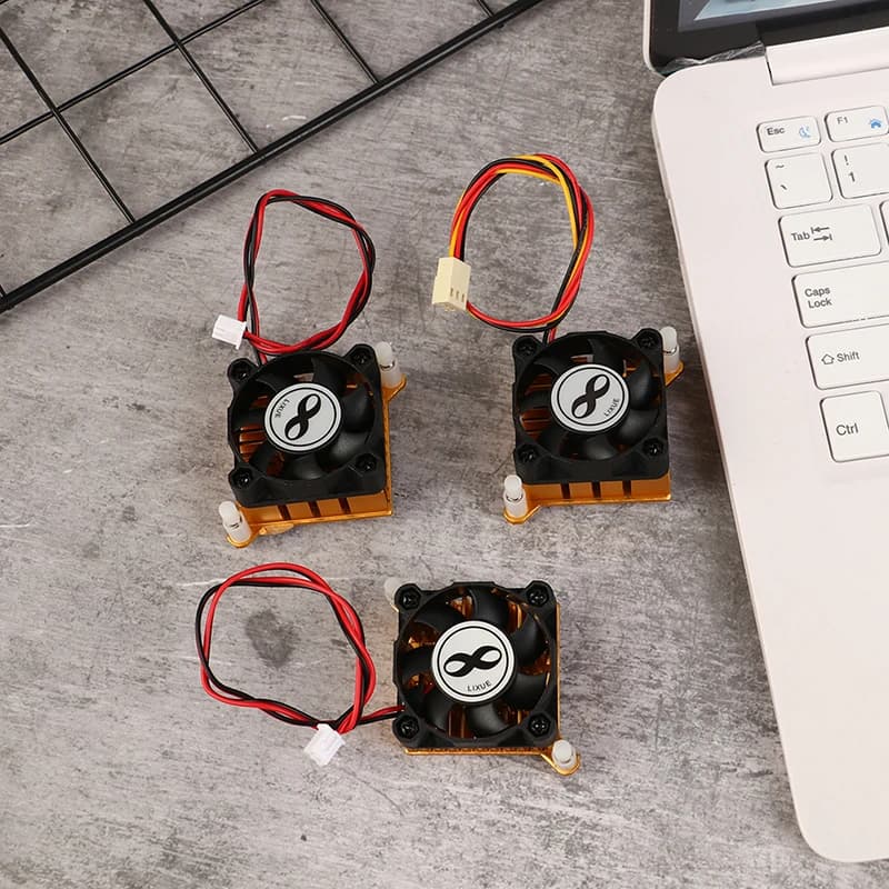 1pc 5V 12V 60MM Passo del foro CPU Chip della scheda madre Grafica di raffreddamento Notebook Computer portatile Ventola silenziosa Base in alluminio Mini ventola di raffreddamento