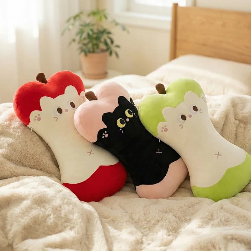 Adorable Kitty Design Pillow for Bedroom Decor Heart Shape Cute Style Collection Decoration Accessory Fashion Creative