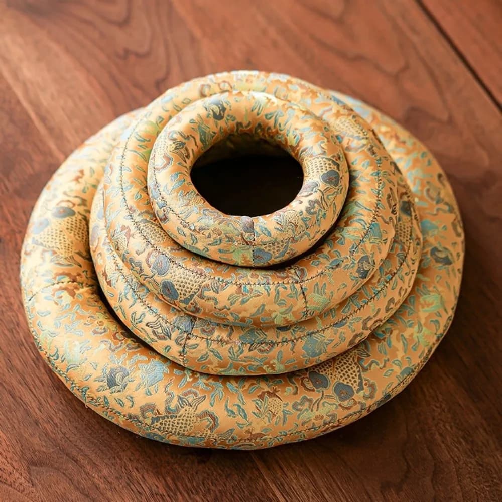 Nepalese Tibetan Bell Carpet in Anti-slip Brocade, Carpet for Chemistry Shape Copper Sounds, Traditional Subpit in Fish Shape Wood for Yoga