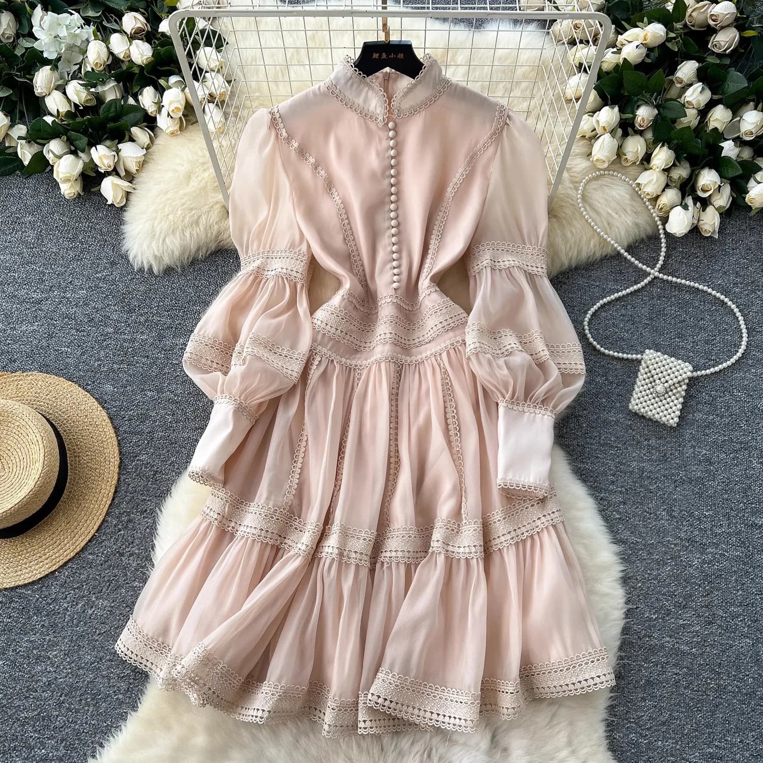 Autunno elegante scava fuori ricamo pizzo giuntura mini abito da donna stand lanterna manica bottoni abito da sera abiti da festa