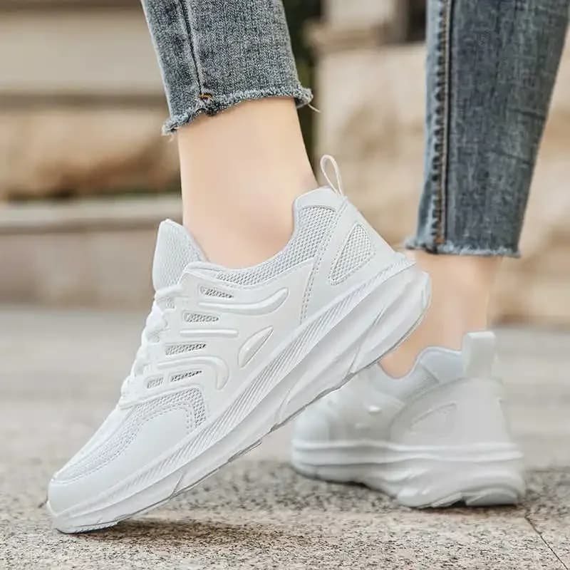 Suola alta Plateforme Tenis Verdes Sneakers ergonomiche intrecciate Scarpe da donna Blu Sport 2025estate Elegante Sunny Super Brand