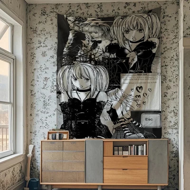 VIKAMA Anime Death Note Tapestry Misa Amane Goth Tappeto Decorativo da Parete Estetico per Camera da Letto Dormitorio Arredamento Casa