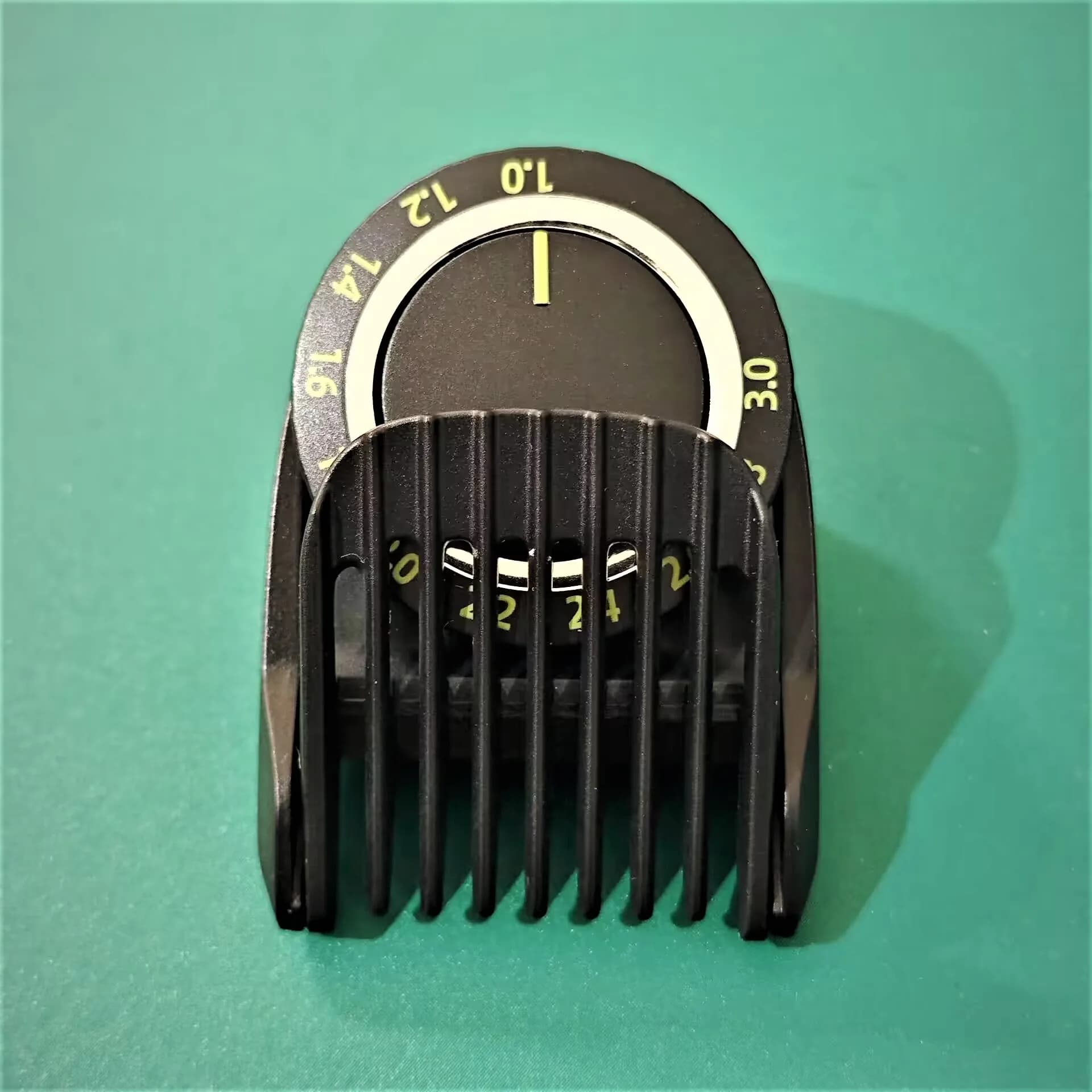 Sostituzione del pettine girevole per barba regolabile da 1-3 mm per parti di rasoio per rasoio Philips MultiGroom Trimmer Nuovo