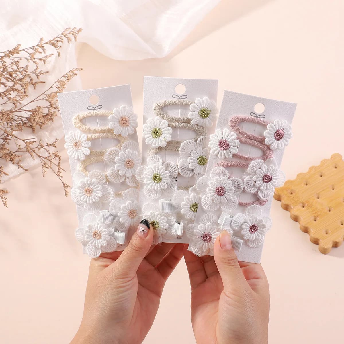 6pc 2.2 "stampato ricamo fermagli per capelli margherita forcine floreali per ragazze carine BB tornante mollette copricapi accessori per capelli per bambini