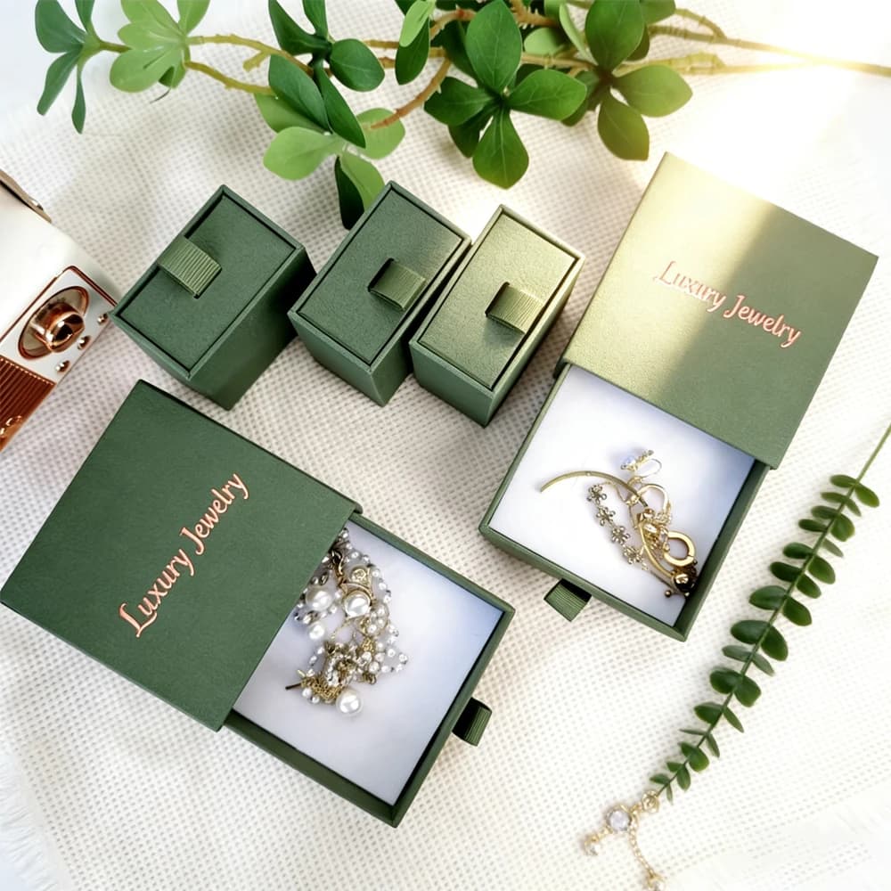 Scatole Regalo Personalizzabili con Logo per Gioielli, Anelli, Collane, Orecchini, in Cartone Testurizzato 6x6x3.5cm, Verdi