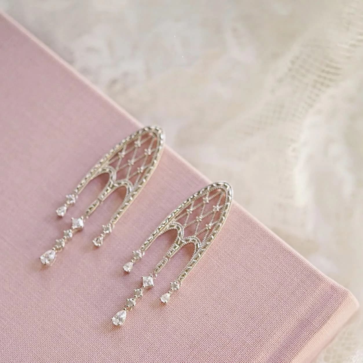 Dream Catcher French Court Style Retro Bridal Wedding Earrings Fashion Banquet Stud Earrings