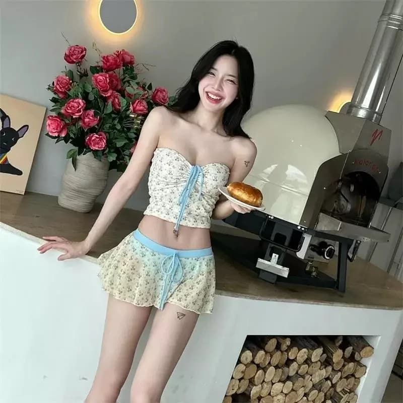 Costume da bagno bikini da donna con stampa floreale, stile gonna, sexy, per seno piccolo, grazioso, per vacanze al mare e sorgenti termali