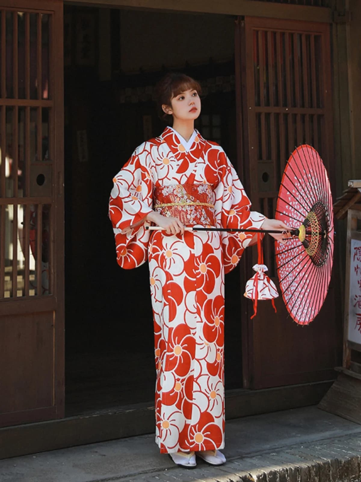 New Arrival Summer Red Kimono Cute Girl Japanese Style Reformed Kimono Bathrobe Polyester Material Spring 2023 Collection