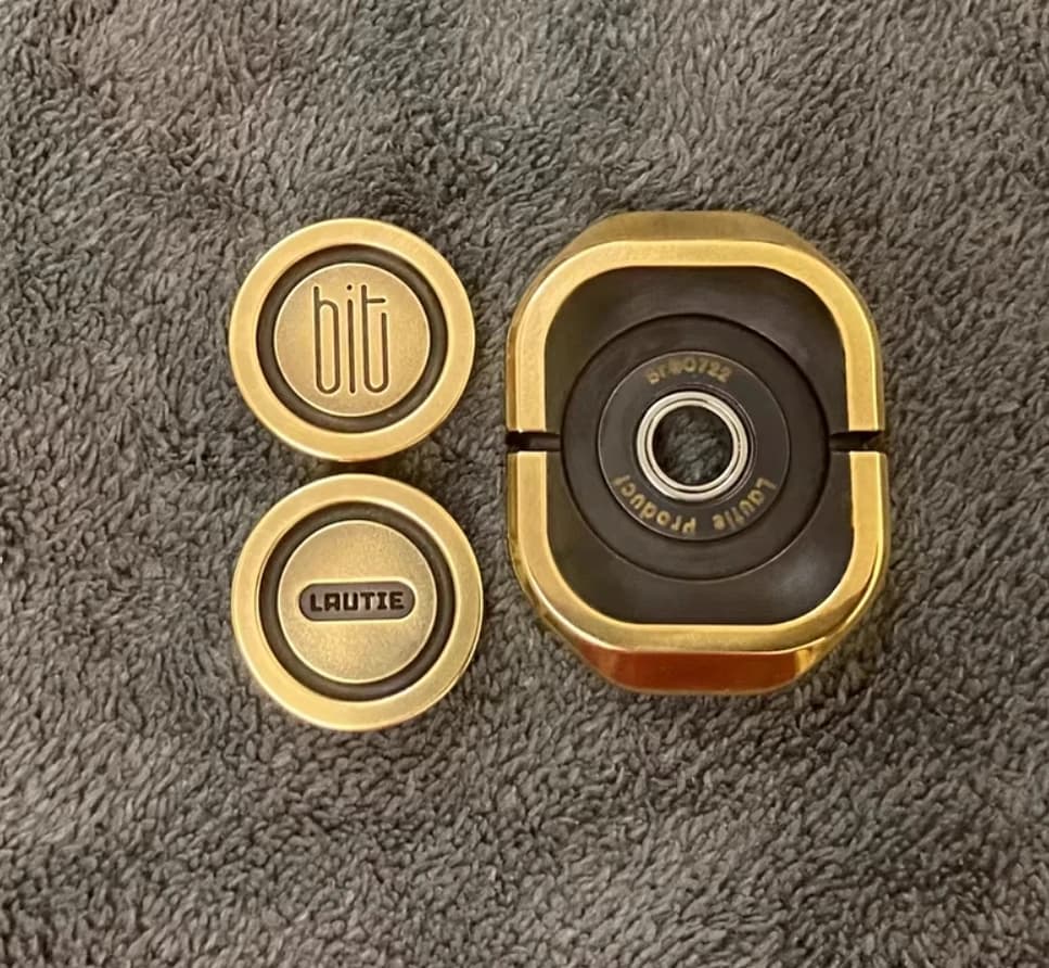 Giocattolo di decompressione fidget spinner in ottone EDC Lautie BIT01 usato