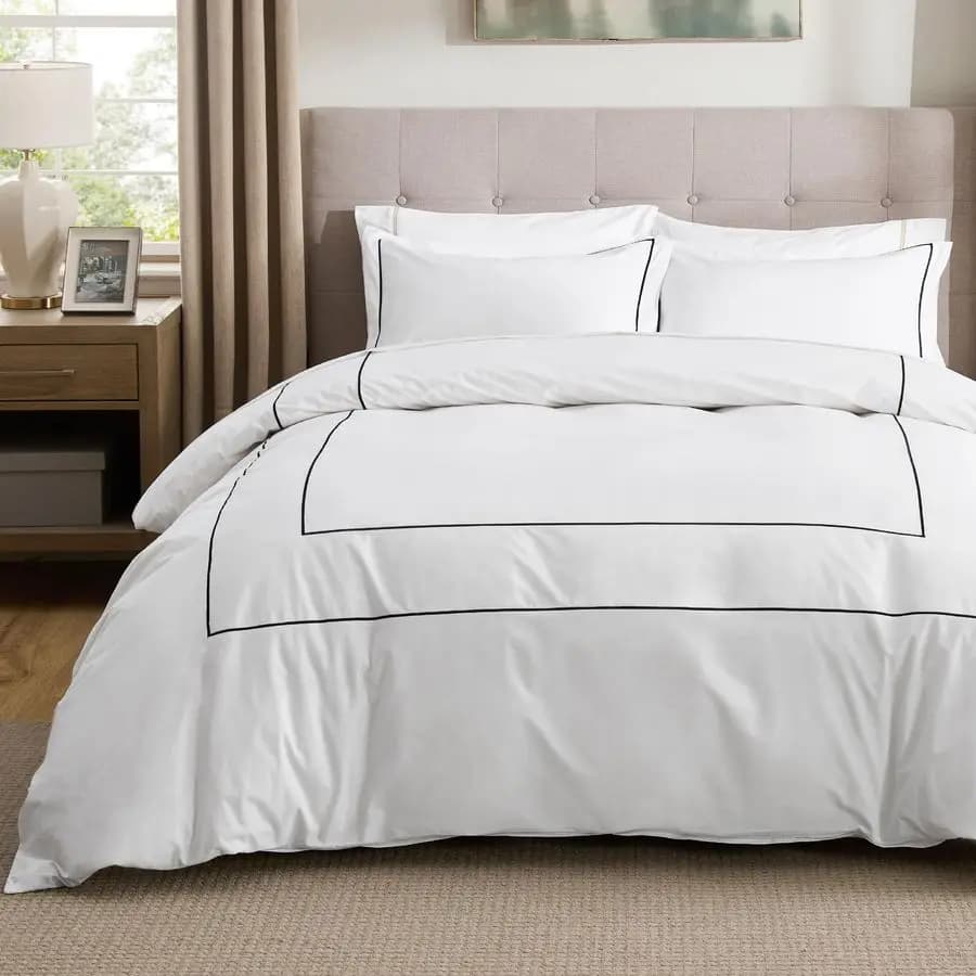 Luxury Hotel Cover, Queen Size, 100% Embroidered White Cotton Bed Linen Set, Includes 1 90x90 Inch Cover with Hinge