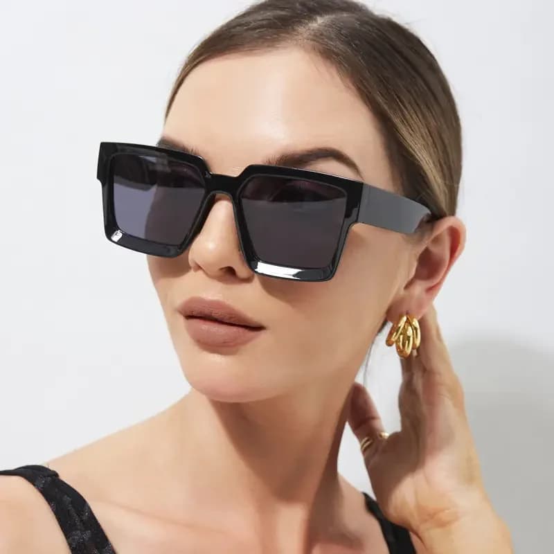 New Large-framed Three-dimensional Sunglasses Fashionable Women's Sunglasses Women Trend Classic Sunshades 200000297