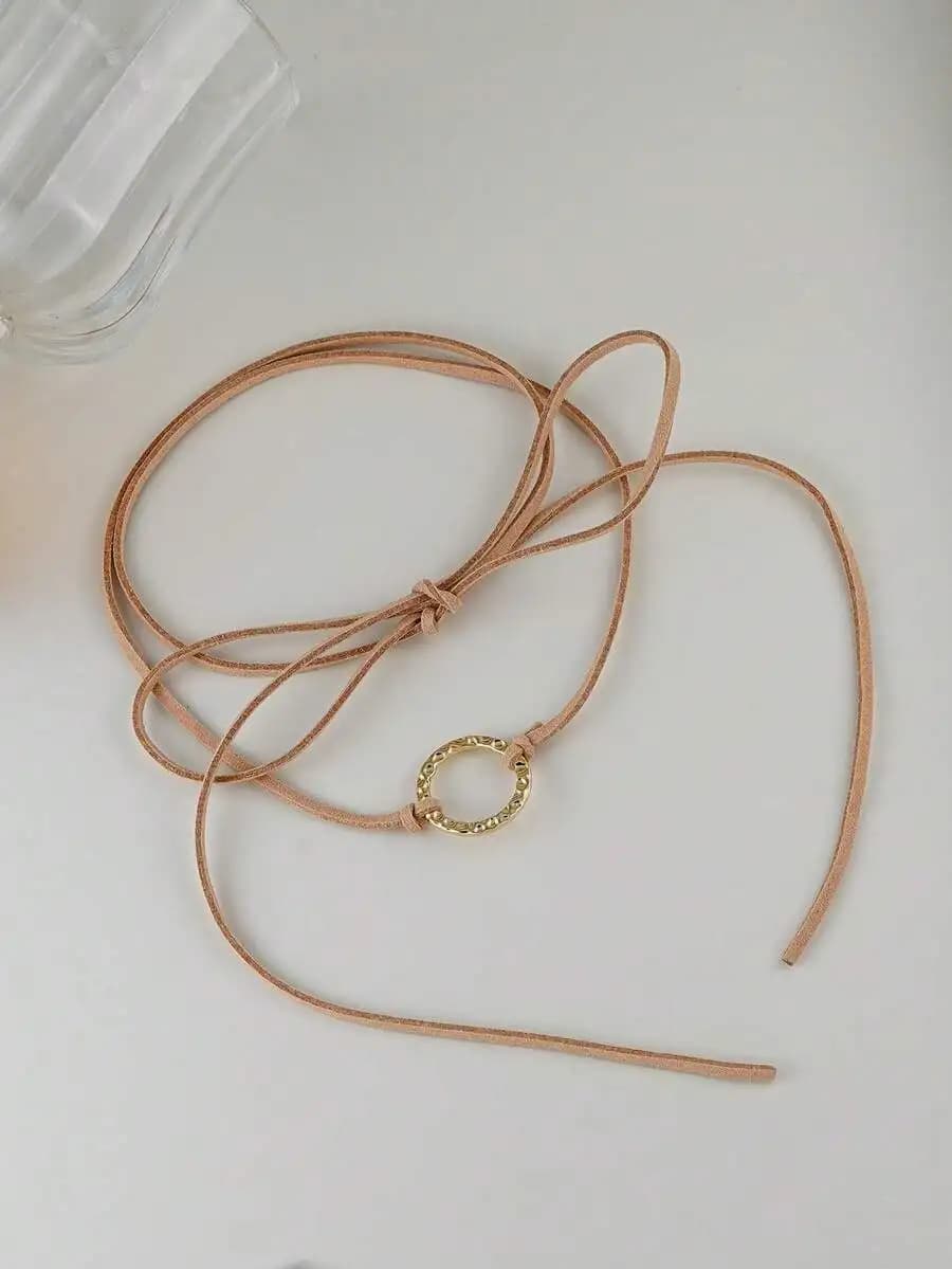Affascinante collana girocollo con ciondolo circolare per le donne, per appuntamenti quotidiani e vacanze